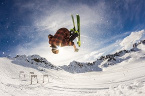 开运app官网-西甲超级精彩：破门、助攻、扑救无一遗漏！，西甲pro