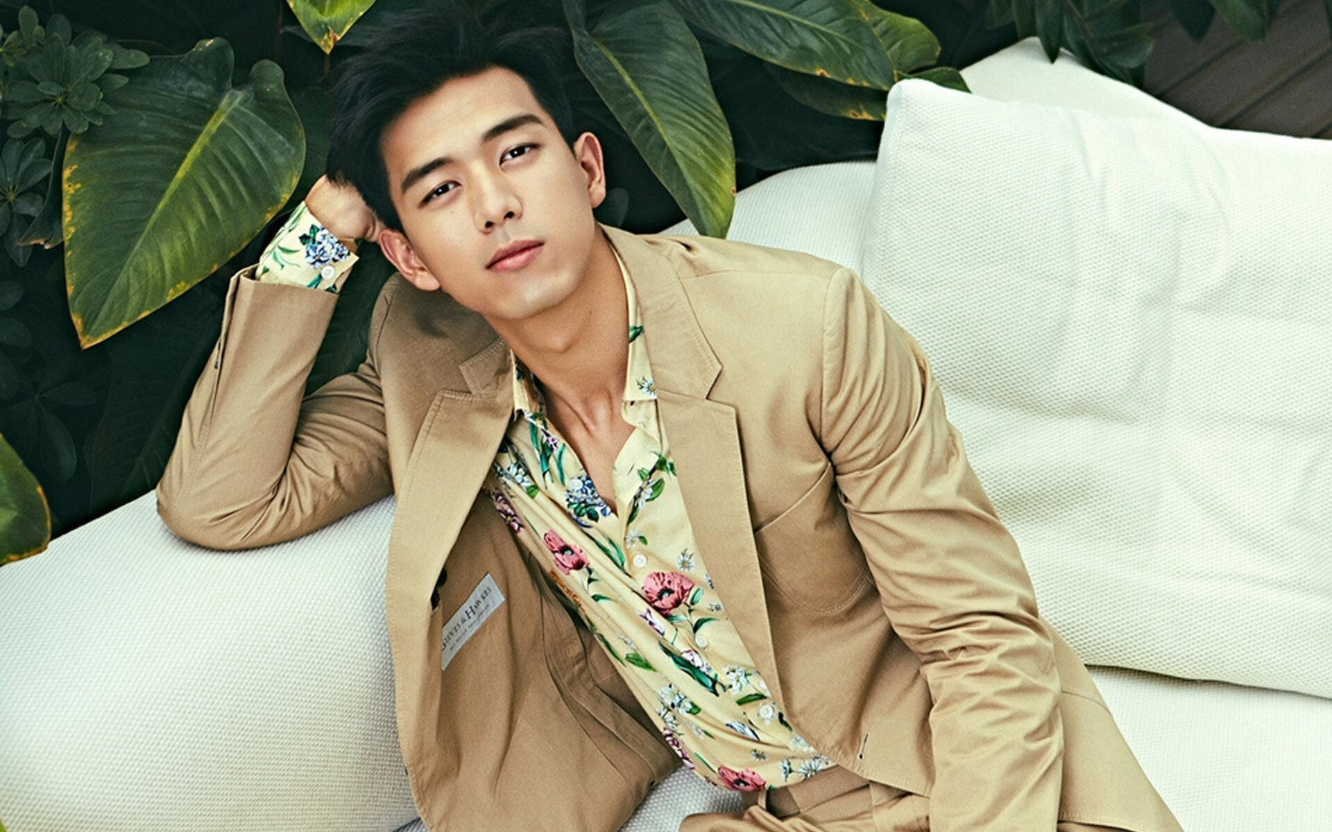 2025中国篮球季后赛战火连天，万人观赛热情高涨，2021篮球比赛中国队